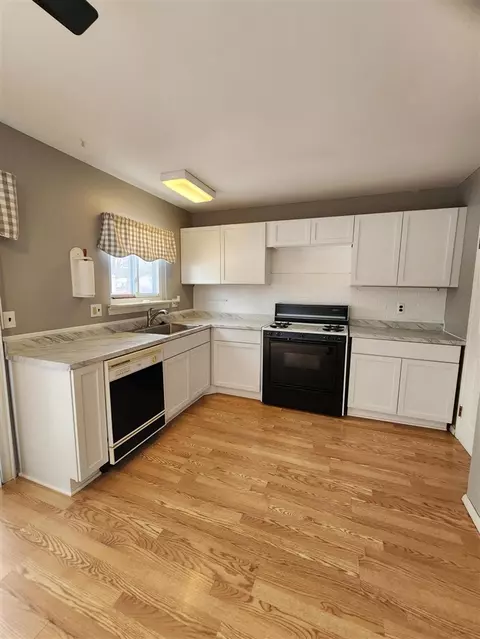 Kitchen - 15447 Anthony, Romulus, MI 48174 photo 1 of 5