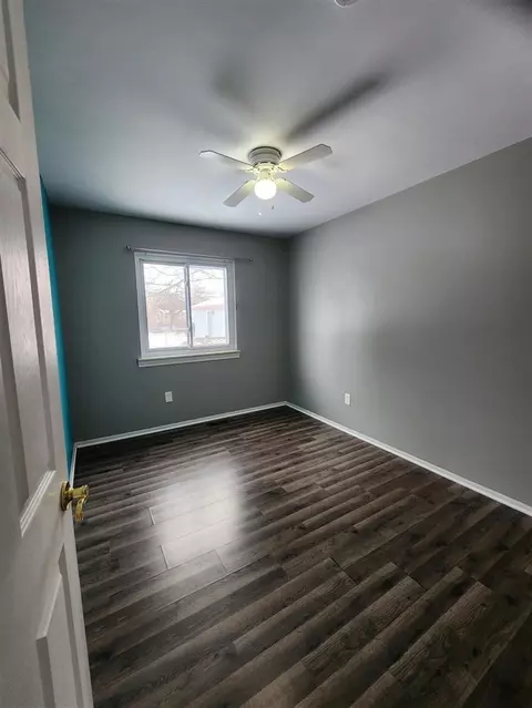 Bedroom - 15447 Anthony, Romulus, MI 48174 photo 2 of 6