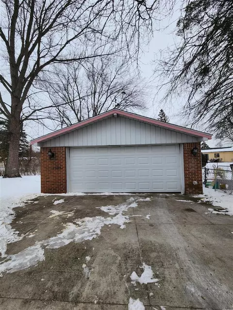Exterior - 15447 Anthony, Romulus, MI 48174 photo 3 of 5