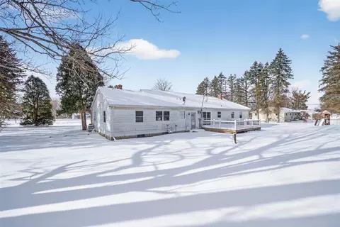 Exterior - 946-948 Hogsback, Mason, MI 48854 photo 7 of 11