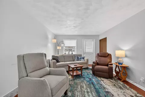Living - 946-948 Hogsback, Mason, MI 48854 photo 5 of 5