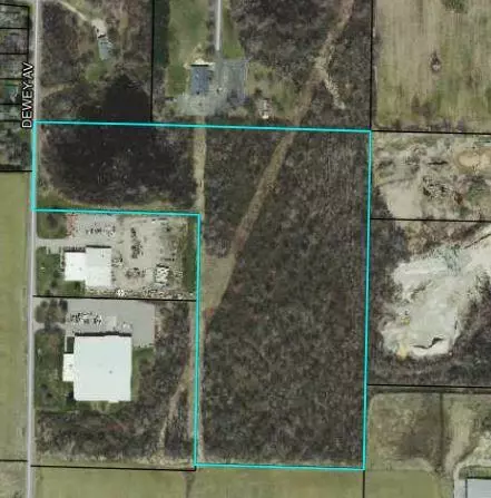 1725 Dewey, Benton Harbor, MI 49022