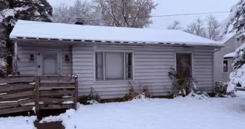 515 East, Jonesville, MI 49250