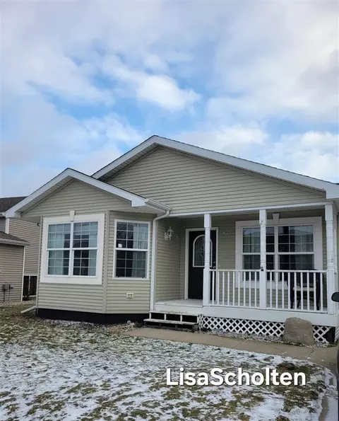 9794 Crystal, Zeeland, MI 49464