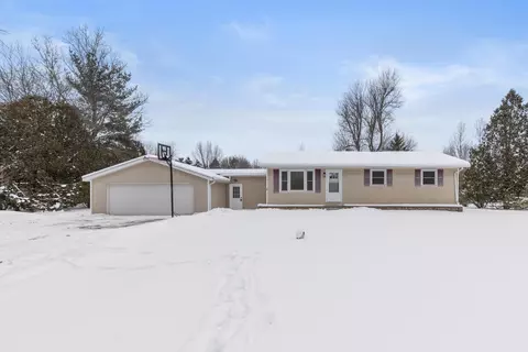 12699 NE Macclain, Gowen, MI 49326