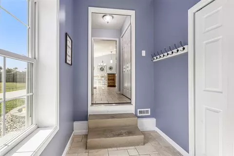 Entry Way - 770 Miller, Plainwell, MI 49080 photo 2 of 3