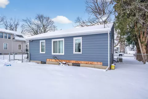 Exterior - 739 Randolph, Jackson, MI 49203 photo 7 of 8