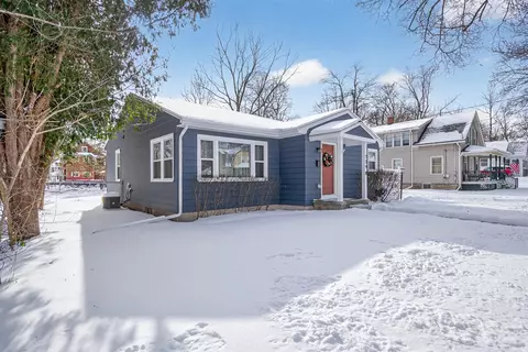 Exterior - 739 Randolph, Jackson, MI 49203 photo 3 of 8