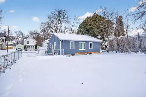Exterior - 739 Randolph, Jackson, MI 49203 photo 6 of 8