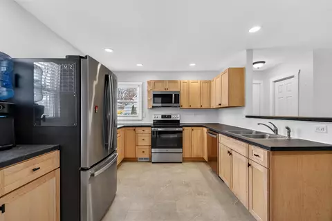 Kitchen - 739 Randolph, Jackson, MI 49203 photo 4 of 6