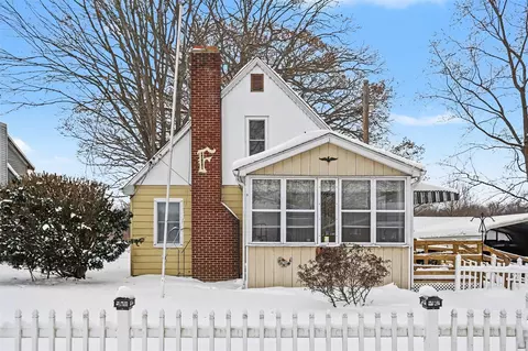 825 Graham Lk, Battle Creek, MI 49014