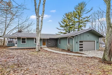 74 S Lake Doster, Plainwell, MI 49080