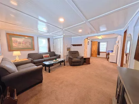 8654 Cady, Jackson, MI 49201 photo 6