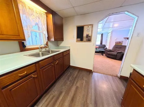 8654 Cady, Jackson, MI 49201 photo 9
