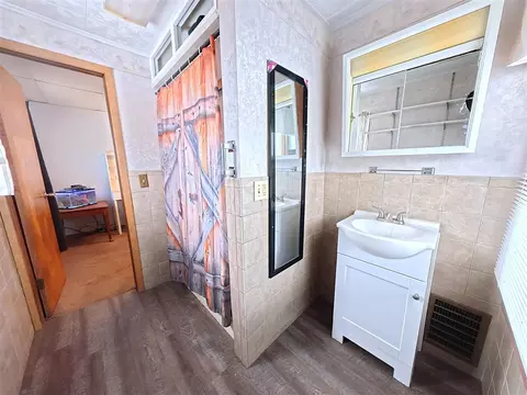 8654 Cady, Jackson, MI 49201 photo 21
