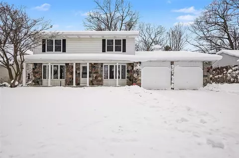 2530 Westbrook, Grand Rapids, MI 49504