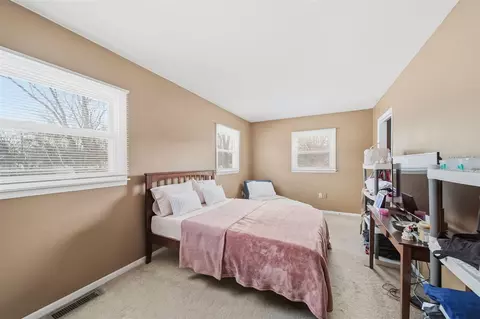 Bedroom - 3357 Robinson, Jackson, MI 49203 photo 6 of 7