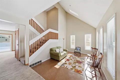 Living - 3357 Robinson, Jackson, MI 49203 photo 1 of 4