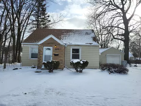 420 E Meyers, Hazel Park, MI 48030