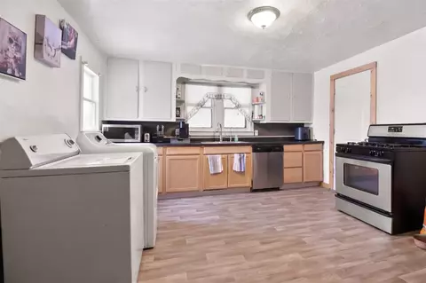Kitchen - 1300 N Waterloo, Jackson, MI 49202 photo 1 of 1
