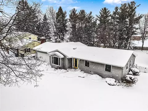 3720 Middlebury, Kalamazoo, MI 49006