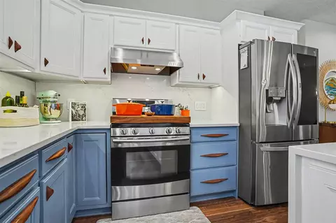 Kitchen - 627 Parkview, Spring Lake, MI 49456 photo 4 of 5
