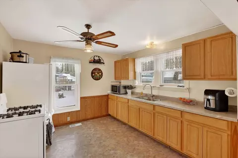 Kitchen - 134 Cherry, Climax, MI 49034 photo 2 of 3