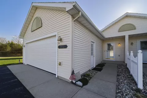 1972 Pine Rdg, Manistee, MI 49660