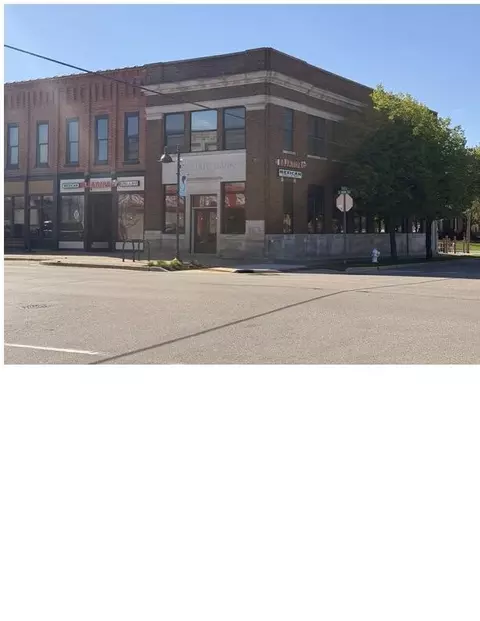 106 E Main, Fennville, MI 49408