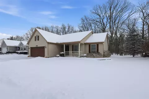 Exterior - 73986 Madison, Armada, MI 48005 photo 2 of 9
