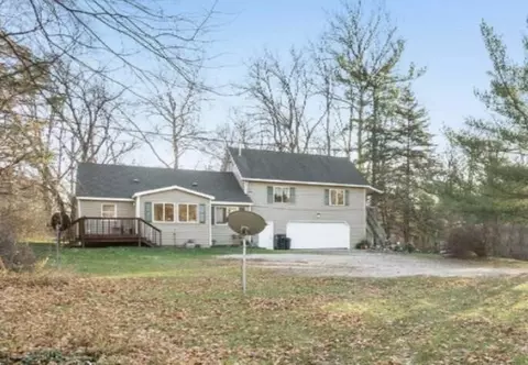 725 Newton, Hastings, MI 49058
