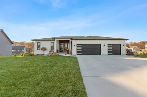 215 Gehl, Walker, MI 49534