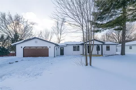 70908 Elkhart, Edwardsburg, MI 49112