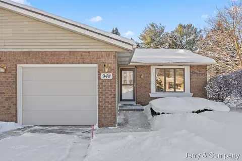 948 Laketown, Holland, MI 49423