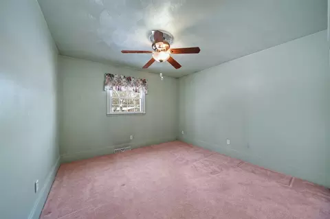 Bedroom - 4845 Firethorne, Jackson, MI 49201 photo 6 of 6