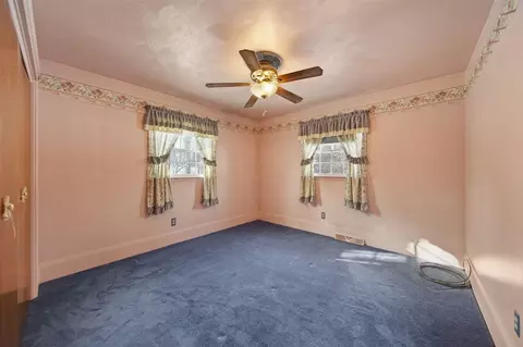Bedroom - 4845 Firethorne, Jackson, MI 49201 photo 3 of 6