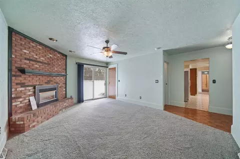 Living - 4845 Firethorne, Jackson, MI 49201 photo 1 of 5