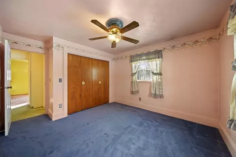 Bedroom - 4845 Firethorne, Jackson, MI 49201 photo 4 of 6