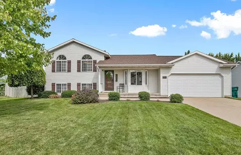 483 Sunbrook, Grand Rapids, MI 49508