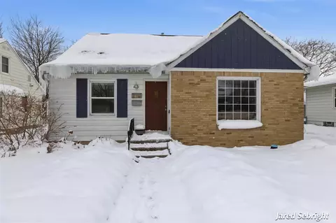 2715 Eastern, Grand Rapids, MI 49507