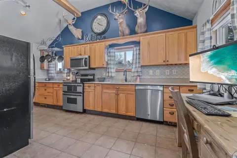 Kitchen - 1440 Dimmers, Reading, MI 49274 photo 3 of 3