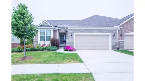 558 Ivyland, Ann Arbor, MI 48108
