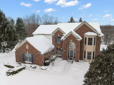 4406 Hickory Grv, Ada, MI 49301