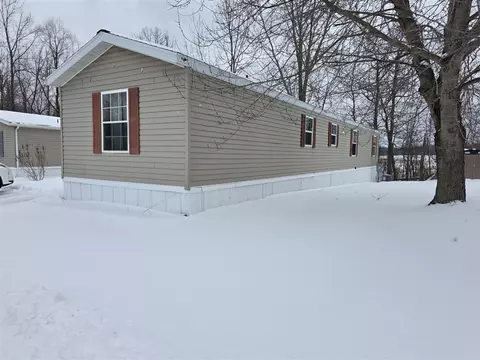 4131 York Ln, Jackson, MI 49201