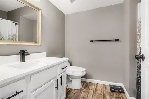 Bath - 313 Westbrook, Marshall, MI 49068 photo 1 of 2