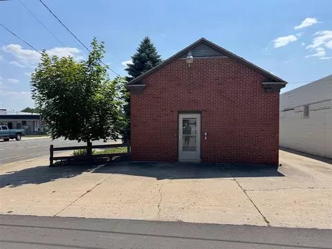 177 S Benson, White Cloud, MI 49349 photo 4