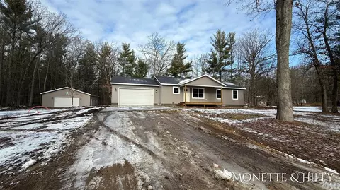 3318 E Michillinda, Twin Lake, MI 49457