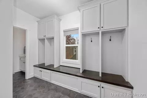 Entry Way - 3361 Box Elder, Jenison, MI 49428 photo 4 of 6