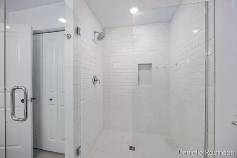 Bath - 3361 Box Elder, Jenison, MI 49428 photo 2 of 4