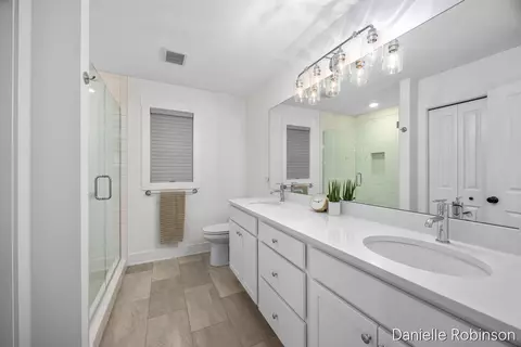 Bath - 3361 Box Elder, Jenison, MI 49428 photo 1 of 4